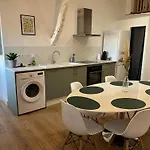 Loft Cosy - Centre Historique Climatise * Revel (Haute-Garonne)